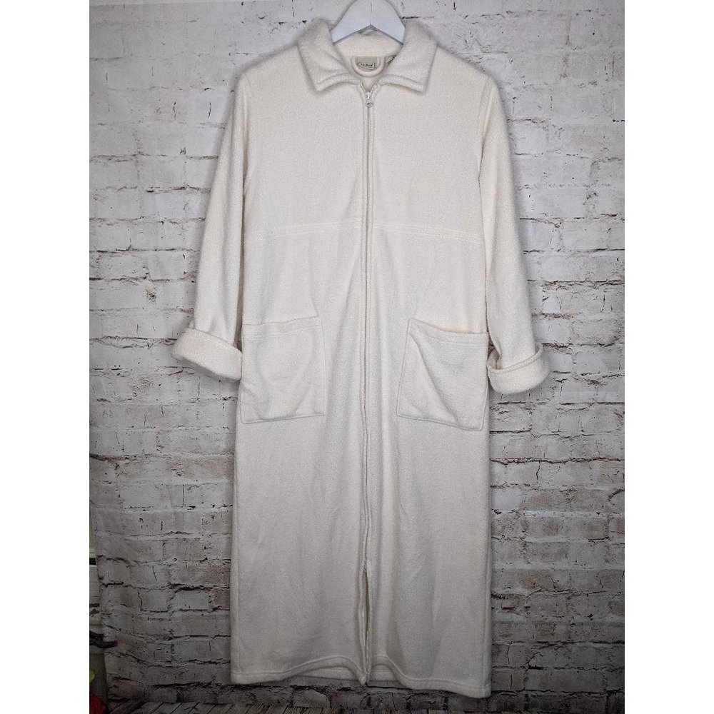 L.L. Bean Petite Ivory Fleece Long Sleeve Zip Robe
